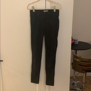 Madewell True black size 27 TALLER skinny jeans